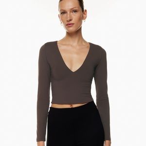 Aritzia Contour V-Neck Long Sleeve